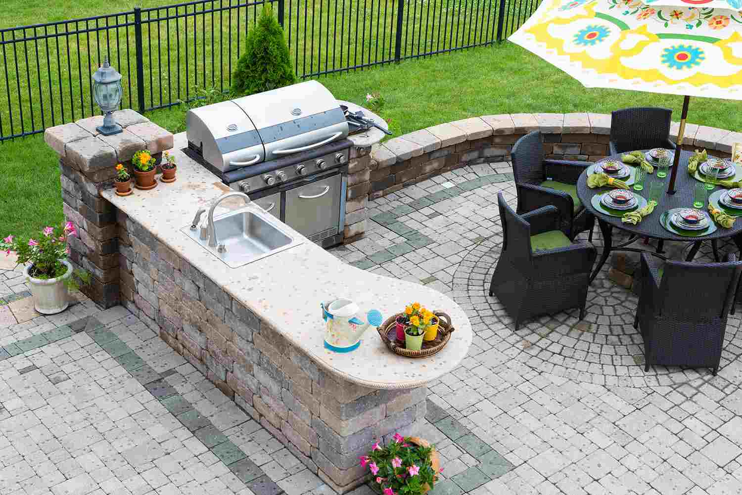 outdoor-kitchen-installation Outdoor magnificent kitchen installation services in Pasadena and Severna Park, MD.<br />